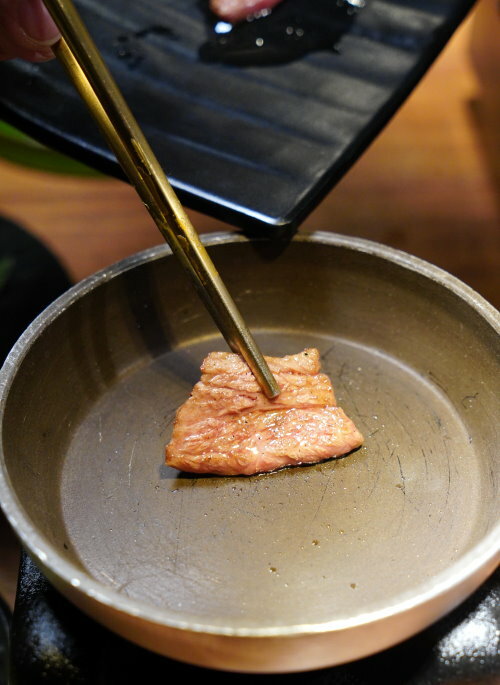 【中壢美食】藏王極上燒肉餐酒館．日本和牛+神級清酒+專人代烤!