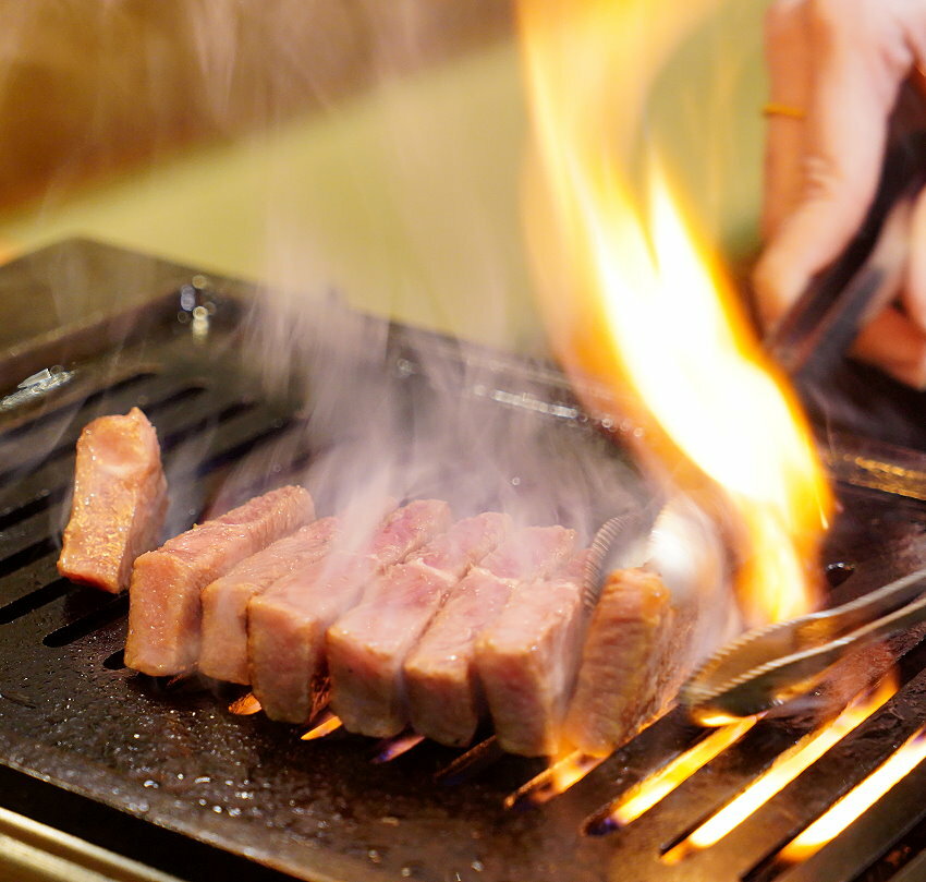 【中壢美食】藏王極上燒肉餐酒館．日本和牛+神級清酒+專人代烤!