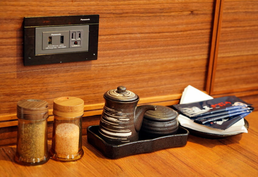 【中壢美食】藏王極上燒肉餐酒館．日本和牛+神級清酒+專人代烤!