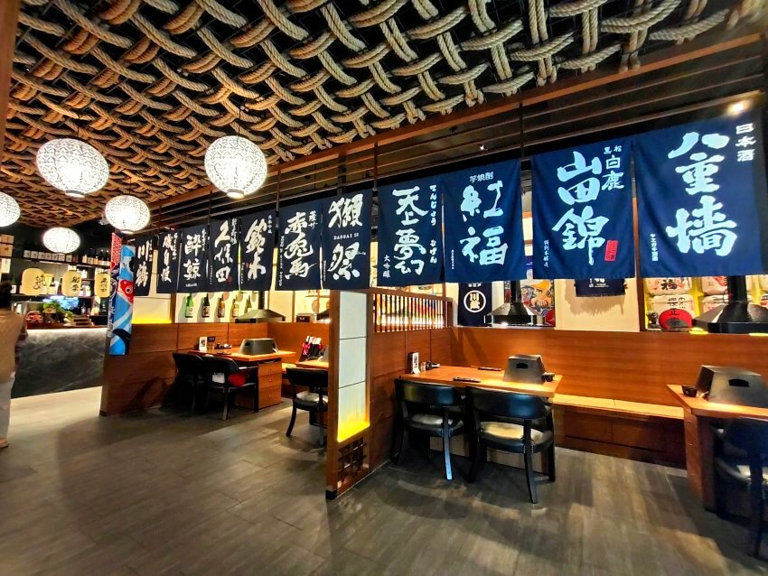 【中壢美食】藏王極上燒肉餐酒館．日本和牛+神級清酒+專人代烤!