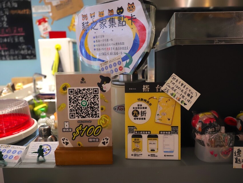 十公分厚的厚片三明治～ 還能吃到厚嫩蛋！超～浮誇美味！