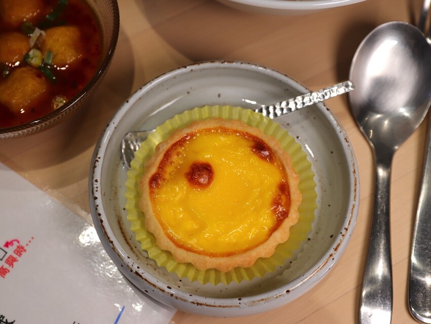 十公分厚的厚片三明治～ 還能吃到厚嫩蛋！超～浮誇美味！