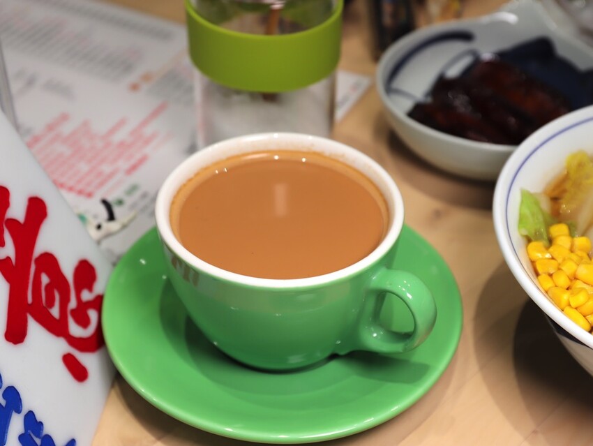 十公分厚的厚片三明治～ 還能吃到厚嫩蛋！超～浮誇美味！