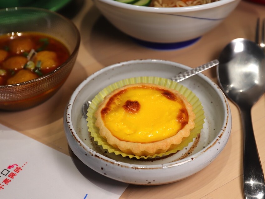 十公分厚的厚片三明治～ 還能吃到厚嫩蛋！超～浮誇美味！