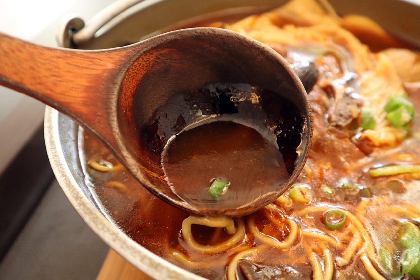 新竹光華街|十米現做|麵好湯濃.肉真的大塊