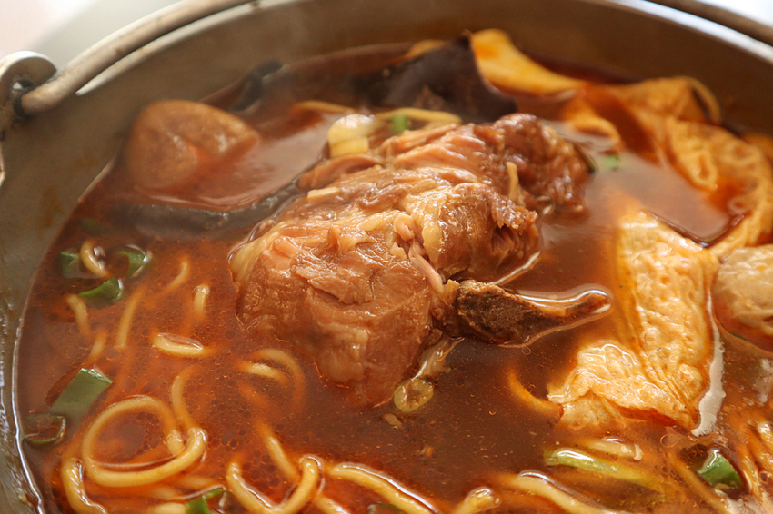 新竹光華街|十米現做|麵好湯濃.肉真的大塊