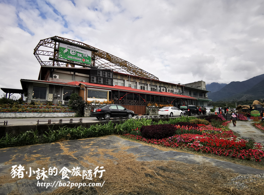 花蓮。富里》2021花蓮富里稻草藝術季，大型稻草動物可愛又好拍 - 豬小詠的食旅隨行