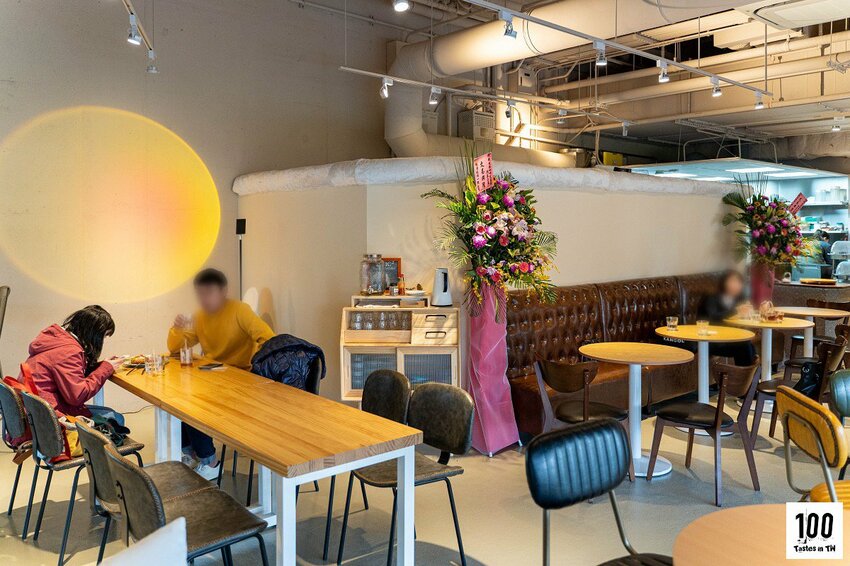 【台中中區美食】TIKIYALO 鐵枝路咖啡交易所｜鐵鹿大街美食新選！全新野餐風格料理繽紛登場，還能在綠地中享受愜意「食」光！ | 別墅裡的 100 種味道