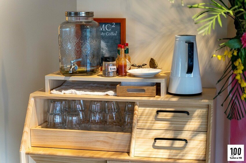 【台中中區美食】TIKIYALO 鐵枝路咖啡交易所｜鐵鹿大街美食新選！全新野餐風格料理繽紛登場，還能在綠地中享受愜意「食」光！ | 別墅裡的 100 種味道