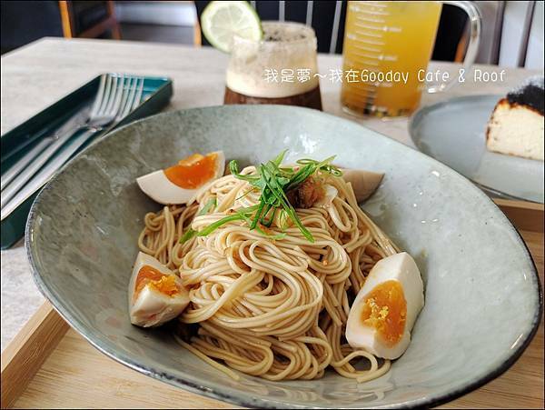 Gooday Cafe %26; Roof 32.jpg