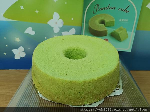 順成蛋糕推出新品斑蘭蛋糕，不出國也能吃到新加坡國民蛋糕