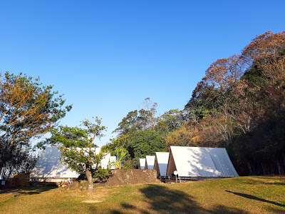 〔台中酒桶山〕蟬說:山中靜靜│豪華帳蓬Glamping 推薦 、太平山桃花源、一泊三食、營火烤棉花糖、 酒桶山秘境!