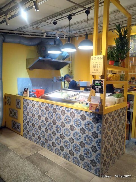 Taiwan spicy hot braised dishes「老翔記麻辣燙滷味店」at Taipei, Taiwan, SJKen, Feb 7, 2021.