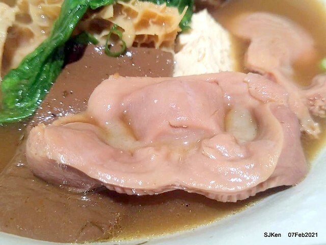 Taiwan spicy hot braised dishes「老翔記麻辣燙滷味店」at Taipei, Taiwan, SJKen, Feb 7, 2021.