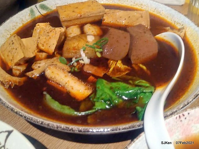 Taiwan spicy hot braised dishes「老翔記麻辣燙滷味店」at Taipei, Taiwan, SJKen, Feb 7, 2021.