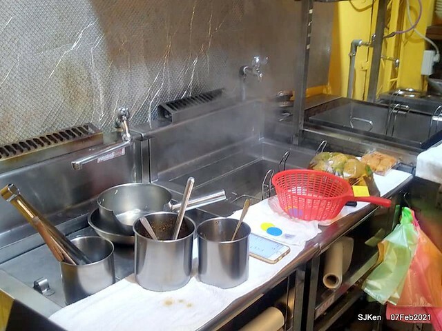 Taiwan spicy hot braised dishes「老翔記麻辣燙滷味店」at Taipei, Taiwan, SJKen, Feb 7, 2021.