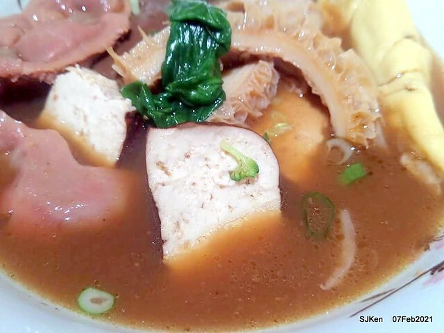 Taiwan spicy hot braised dishes「老翔記麻辣燙滷味店」at Taipei, Taiwan, SJKen, Feb 7, 2021.