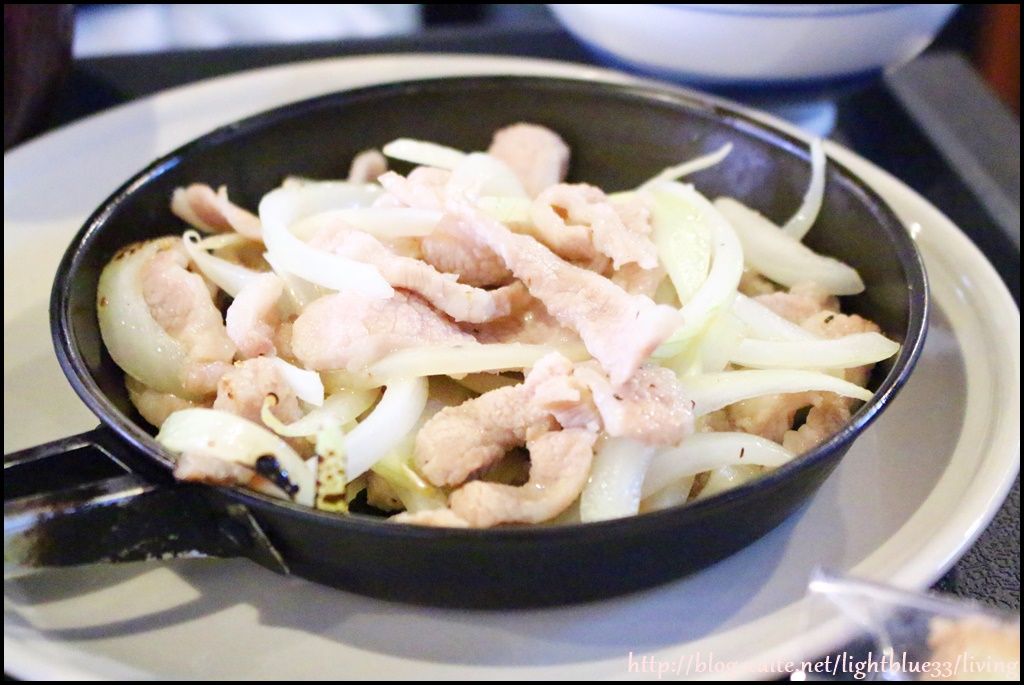 [ 南京松江站美食 ] 食彩櫻～商業午餐香炸雞塊定食超juicy又飽足