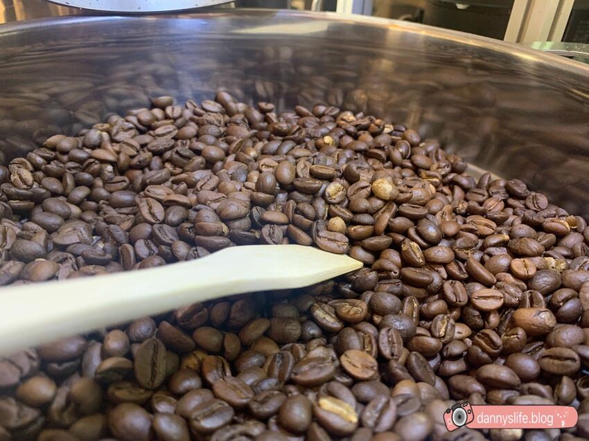 瑰夏咖啡創始店 │台北美食/寵物友善。首次體驗手沖咖啡 - 丹尼的吃喝玩樂