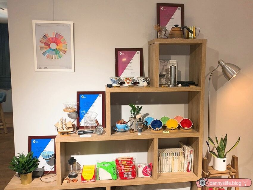 瑰夏咖啡創始店 │台北美食/寵物友善。首次體驗手沖咖啡 - 丹尼的吃喝玩樂