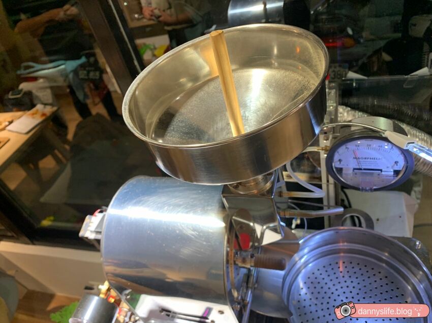 瑰夏咖啡創始店 │台北美食/寵物友善。首次體驗手沖咖啡 - 丹尼的吃喝玩樂
