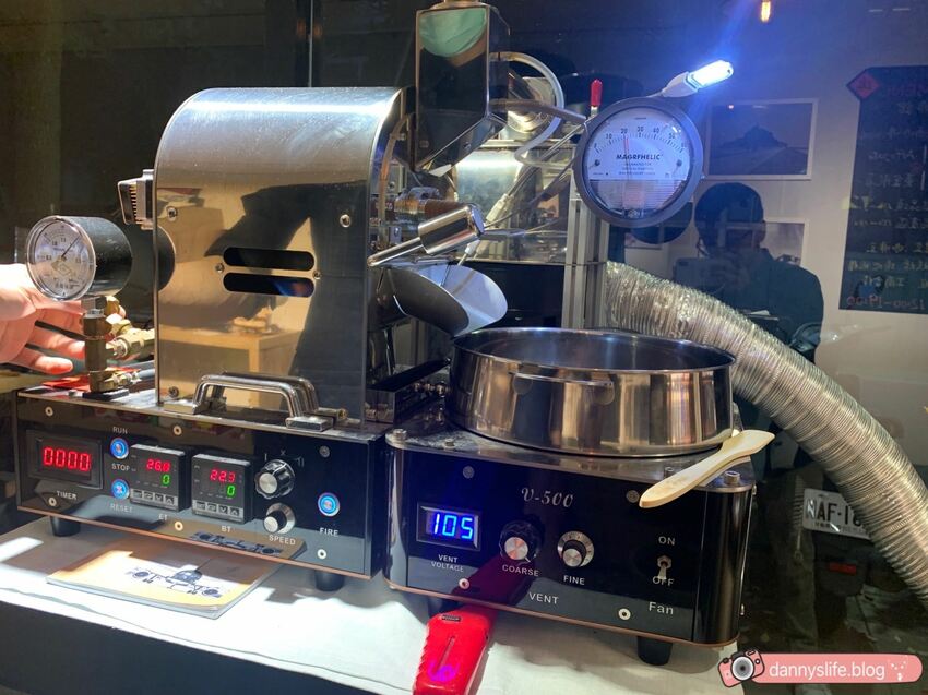 瑰夏咖啡創始店 │台北美食/寵物友善。首次體驗手沖咖啡 - 丹尼的吃喝玩樂