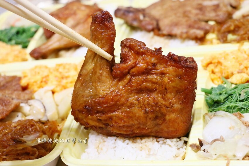 鑫悅排骨專賣店|汐止超人氣便當店,雞腿、排骨、蝦捲飯都好吃,菜單價位