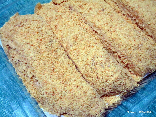 Malt peanut candy booth at Taoyuan ,桃園大溪老街蔡記花生麥芽糖, DaHsi area,Taoyuan city, North Taiwan, Feb 12, 2021. SJKen