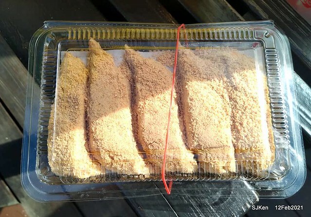 Malt peanut candy booth at Taoyuan ,桃園大溪老街蔡記花生麥芽糖, DaHsi area,Taoyuan city, North Taiwan, Feb 12, 2021. SJKen