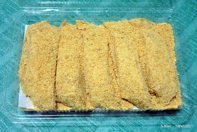 Malt peanut candy booth at Taoyuan ,桃園大溪老街蔡記花生麥芽糖, DaHsi area,Taoyuan city, North Taiwan, Feb 12, 2021. SJKen