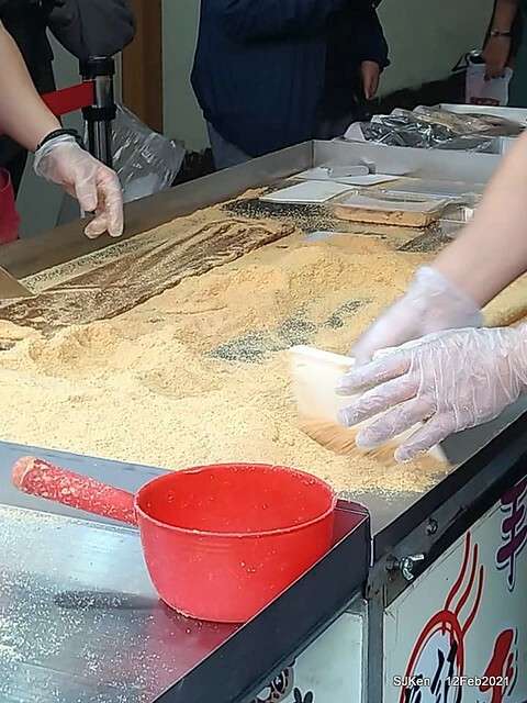 Malt peanut candy booth at Taoyuan ,桃園大溪老街蔡記花生麥芽糖, DaHsi area,Taoyuan city, North Taiwan, Feb 12, 2021. SJKen