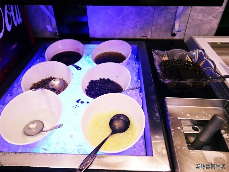 貴族世家龍岡店-桃園中壢/排隊超人氣.豐富沙拉吧吃到飽 - 潔絲蜜愛生活