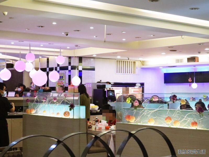 貴族世家龍岡店-桃園中壢/排隊超人氣.豐富沙拉吧吃到飽 - 潔絲蜜愛生活