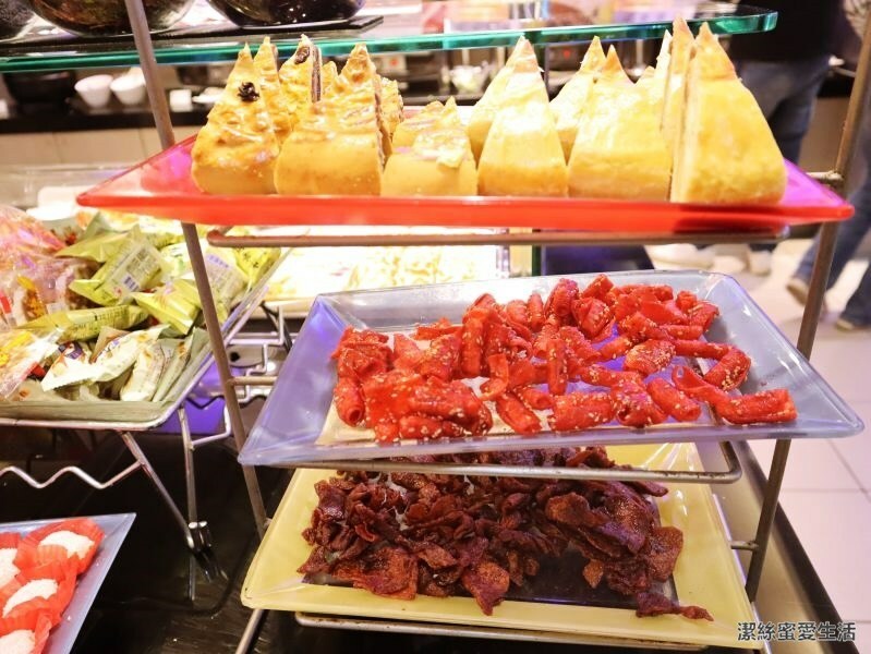 貴族世家龍岡店-桃園中壢/排隊超人氣.豐富沙拉吧吃到飽 - 潔絲蜜愛生活