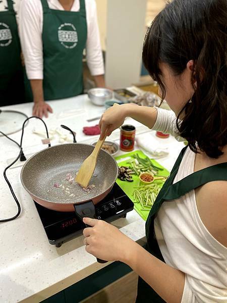 烹飪體驗│好客台北 動手做酒家菜-魷魚螺肉蒜烹飪體驗