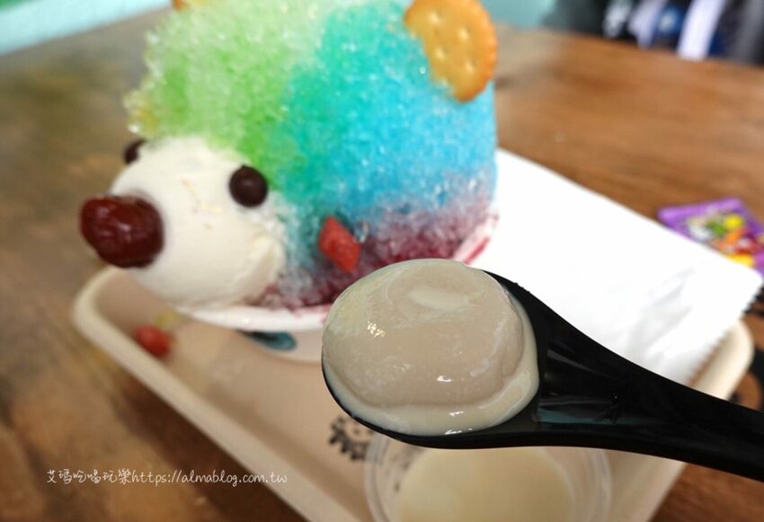 不用跑花蓮！唯一分店現身老街小巷．沖繩手繪插畫風冰店．八重山彩熊君超萌 - 艾瑪▪ 享受吃喝玩樂札記