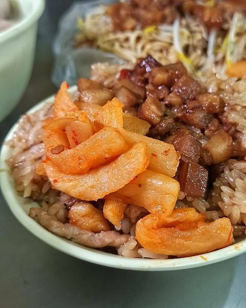 三重早餐 | 福源專業油飯 • 豬腸冬粉  巷弄小吃  平價小吃  真材實料  美味肉燥