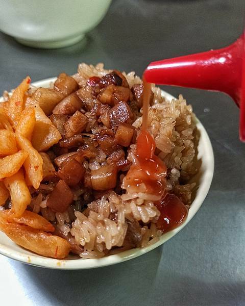 三重早餐 | 福源專業油飯 • 豬腸冬粉  巷弄小吃  平價小吃  真材實料  美味肉燥