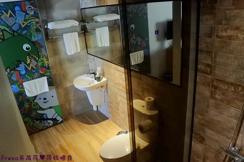 台中飯店【草悟道文旅】草悟道工業風的人氣旅宿.高樓遠眺綠地廣場超遼闊│豐富早餐│勤美草悟道│審計新村 - Fresa芙芮莎♥莎旅憶食