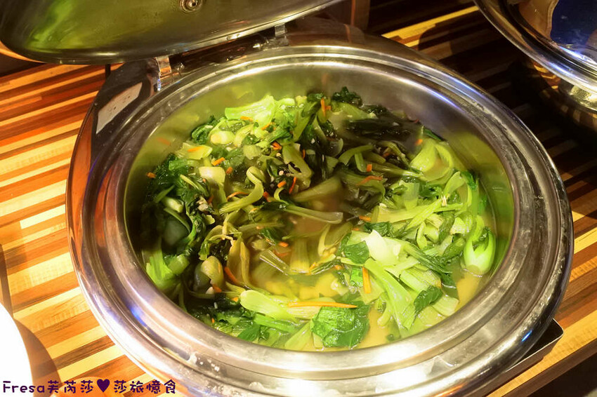 台中飯店【草悟道文旅】草悟道工業風的人氣旅宿.高樓遠眺綠地廣場超遼闊│豐富早餐│勤美草悟道│審計新村 - Fresa芙芮莎♥莎旅憶食