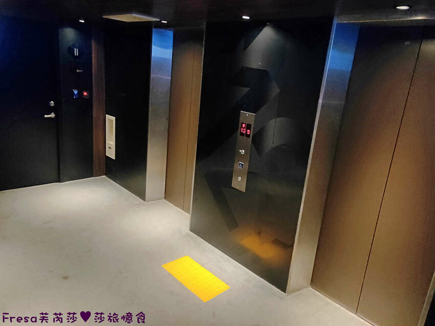 台中飯店【草悟道文旅】草悟道工業風的人氣旅宿.高樓遠眺綠地廣場超遼闊│豐富早餐│勤美草悟道│審計新村 - Fresa芙芮莎♥莎旅憶食