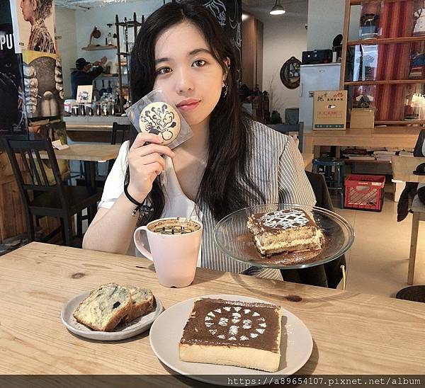 0775F057-ED21-409C-8BCE-0E641EC2E461.jpeg 0775F057-ED21-409C-8BCE-0E641EC2E461.jpeg