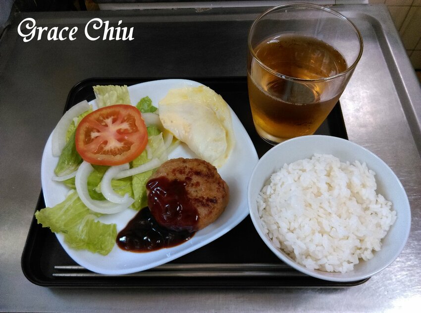 日本DON DON DONKI 唐吉訶德西門店，驚安の殿堂，生活百貨．零食飲料．生鮮熟食通通有（24小時營業）