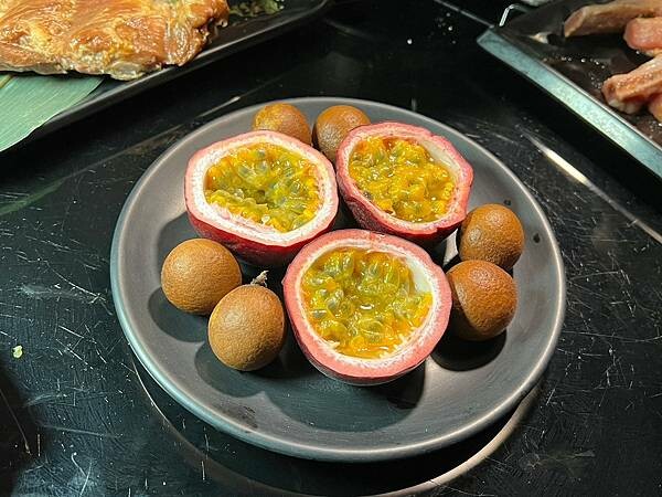 +（台北燒肉吃到飽）神來一爐燒肉民生店～近百種新鮮食材吃爽爽