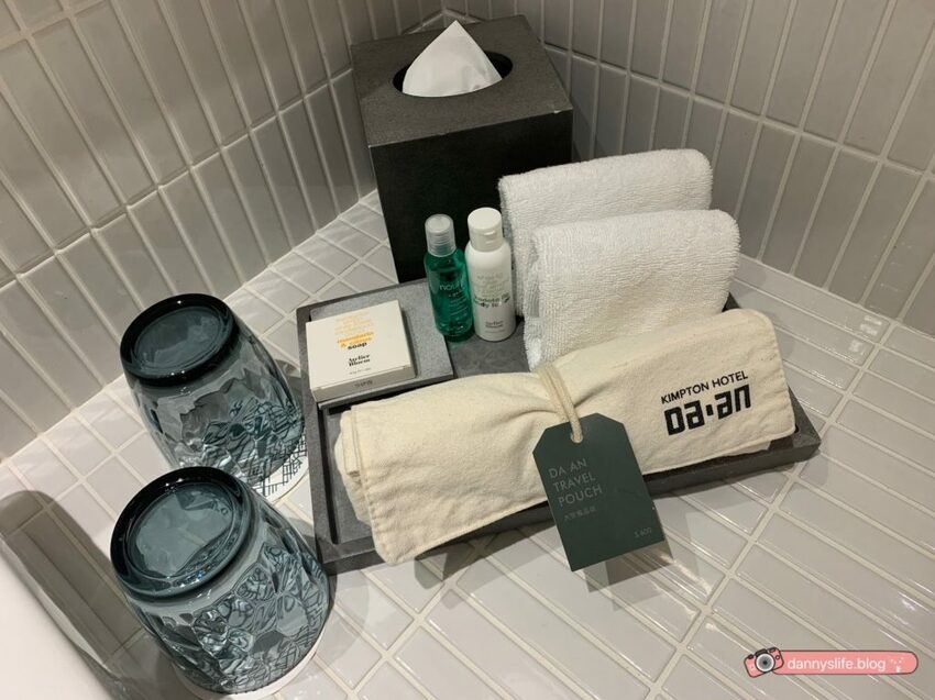 服務人員超級親切、賓至如歸的入住體驗,連毛小孩都能開心入住的寵物友善飯店。台北住宿推薦。丹尼的吃喝玩樂~