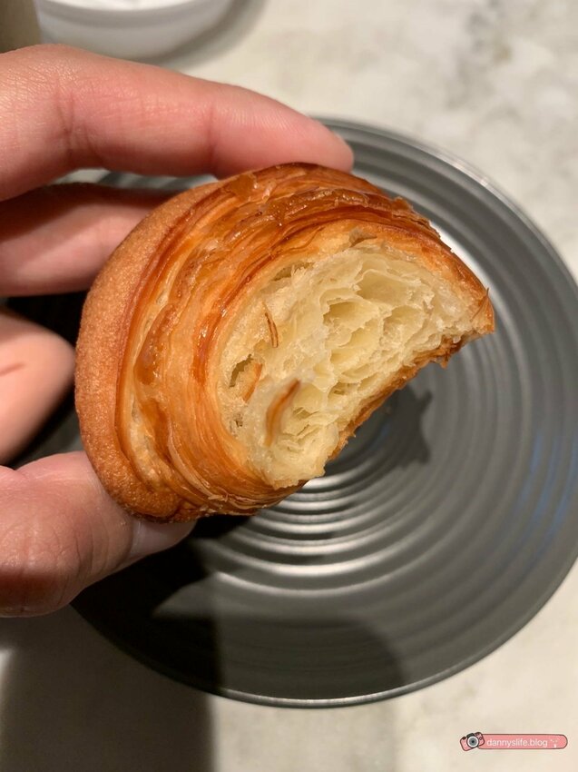 服務人員超級親切、賓至如歸的入住體驗,連毛小孩都能開心入住的寵物友善飯店。台北住宿推薦。丹尼的吃喝玩樂~