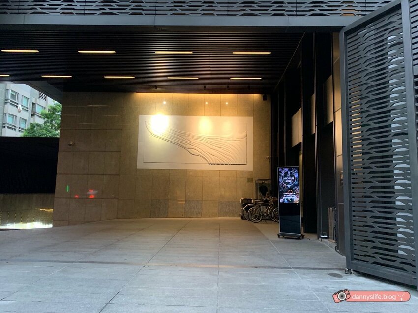 服務人員超級親切、賓至如歸的入住體驗,連毛小孩都能開心入住的寵物友善飯店。台北住宿推薦。丹尼的吃喝玩樂~