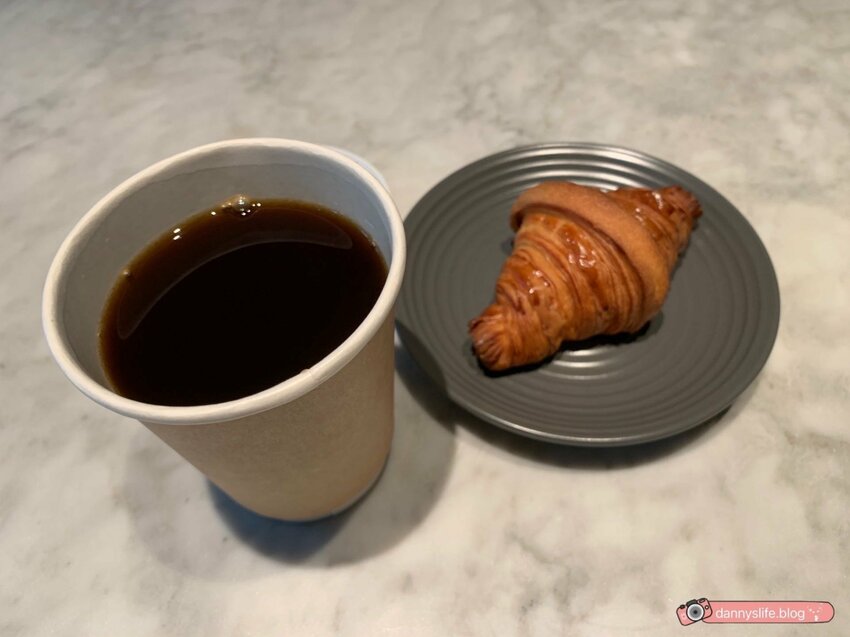 服務人員超級親切、賓至如歸的入住體驗,連毛小孩都能開心入住的寵物友善飯店。台北住宿推薦。丹尼的吃喝玩樂~