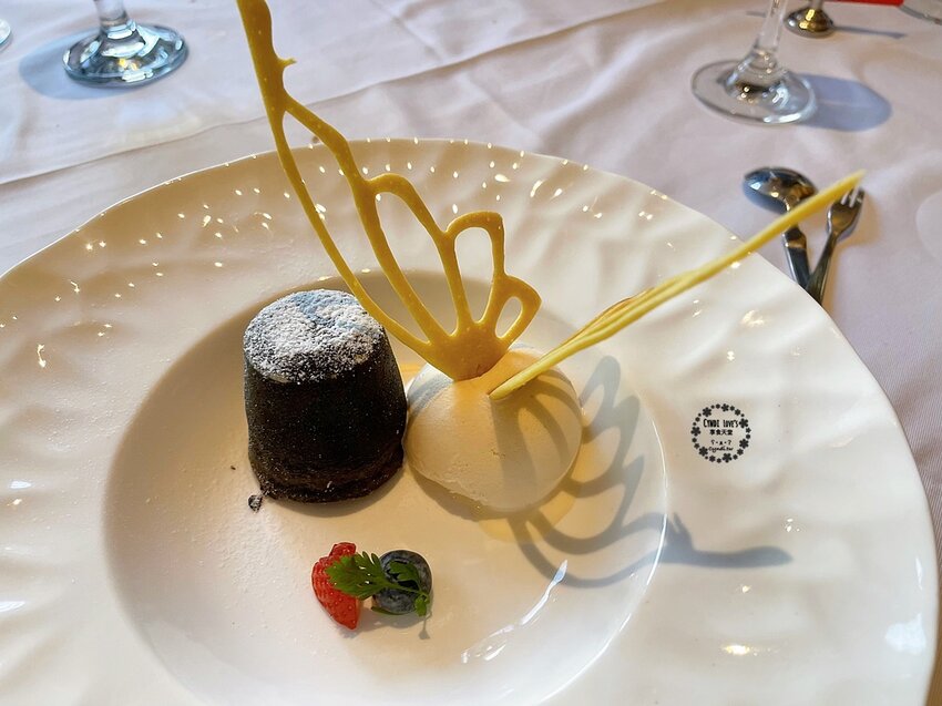 王品牛排台中文心店，牛排套餐黑松露紐約客牛排，招牌牛小排，真心款待服務至上，生日壽星優惠 - Cyndi loves享食天堂