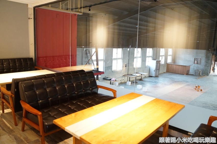 新竹南寮美食拉菲爾貨櫃屋咖啡|港南濱海風景點區內景觀餐廳親子、情侶半日遊踏青好去處！